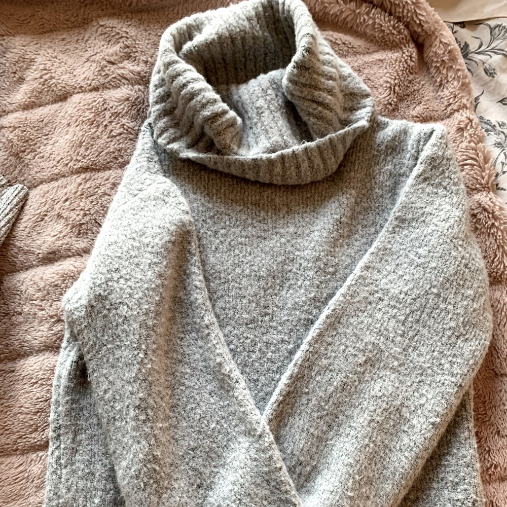 Guess Cowl Sweater Long